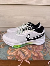 Nike Men's Air Zoom Infinity Tour NXT% Golf Shoes size 7.5 US NWOB