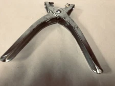 Vintage E-Z Buckle Pliers Fastener Hand Tool For No See Snaps