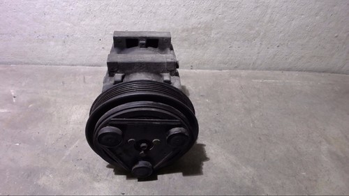 Kompressor Klimaanlage Klima 96FW-19D629-AE Ford Ka Bj 1999 RBT 2026476