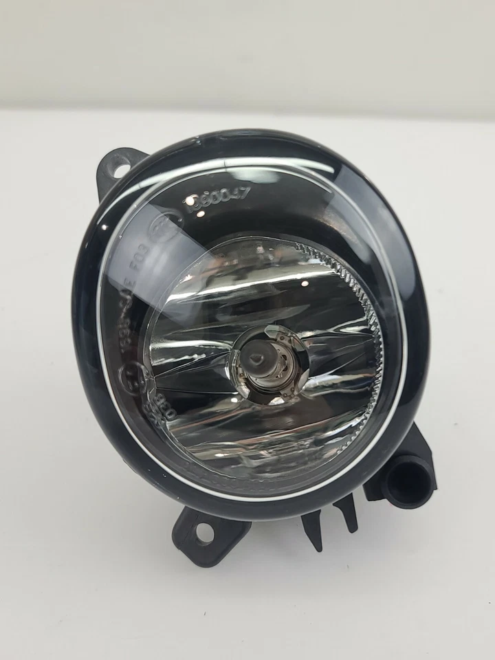 Faro antiniebla delantero derecho pasajero mercedes-benz clase a oem w176 a0998200256 Foto 3 de 4