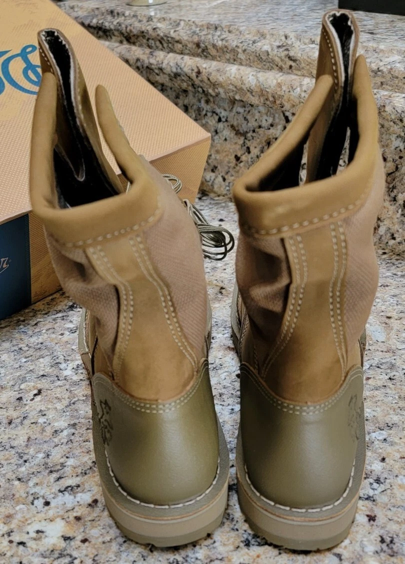 Desert rat boots top