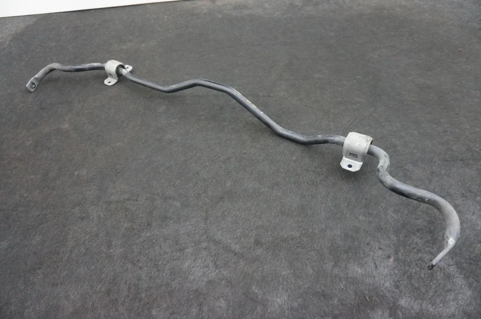 Barra estabilizadora estabilizadora de suspensión trasera OEM 8W0511305AM Audi S5 B9 2018-24 Foto 3 de 4