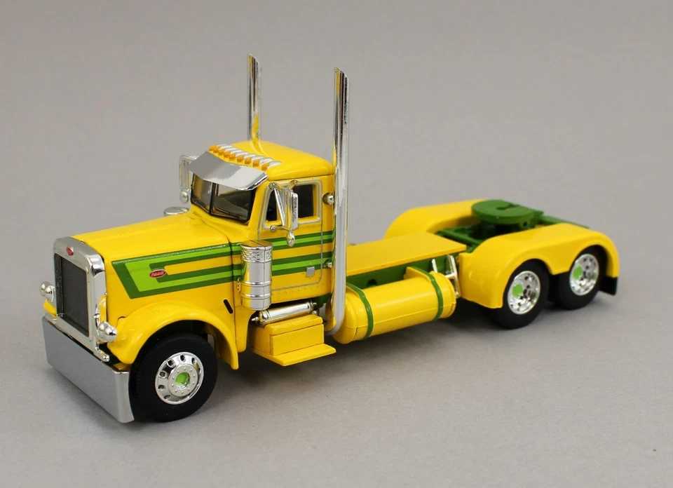 DCP 1:64 *YELLOW & GREEN* Peterbilt 379 Day Cab & LODE KING GRAIN TRAILER *NIB* - Image 4 of 4