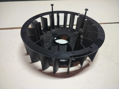 #ad 593640 BRIGGS AND STRATTON ENGINE FLYWHEEL FAN $19.00