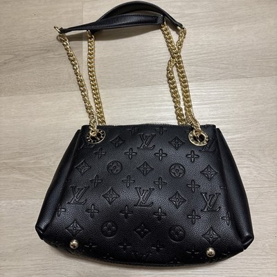 Women s Unbranded Faux Logo Black Shoulder Strap Purse With Gold Chain Hardware