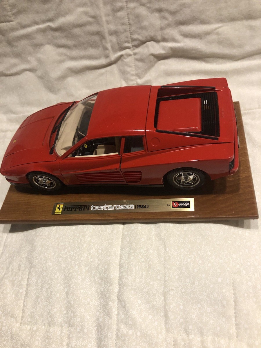 Special Edition Bburago 1984 Ferrari Testarossa Red 1/18 With Wood