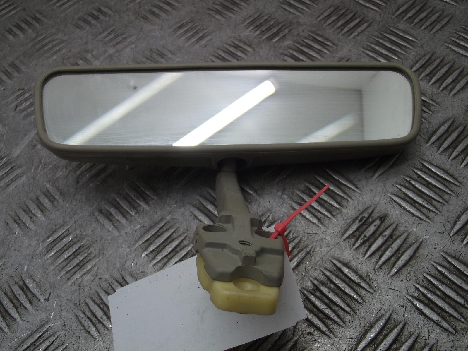 Nissan Elgrand Rear View Interior Mirror E13 0187358 mk2 E51 2002-2009r