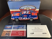 Richard Petty 43 STP Daytona Race Win Liquid Color Autographed 1984 Pontiac GP