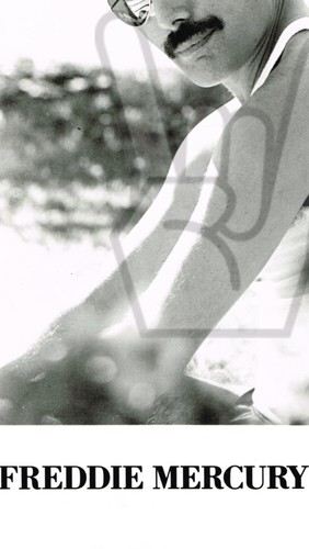 QUEEN 1985 FREDDIE MERCURY ORIGINAL AUTHENTIC RECORD 8x10 BW GLOSSY DUEL PHOTO - Picture 5 of 6