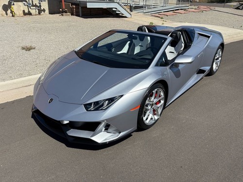 2018 Lamborghini Huracan LP580-2S Huracan spyder with upgraded wheels amd seats