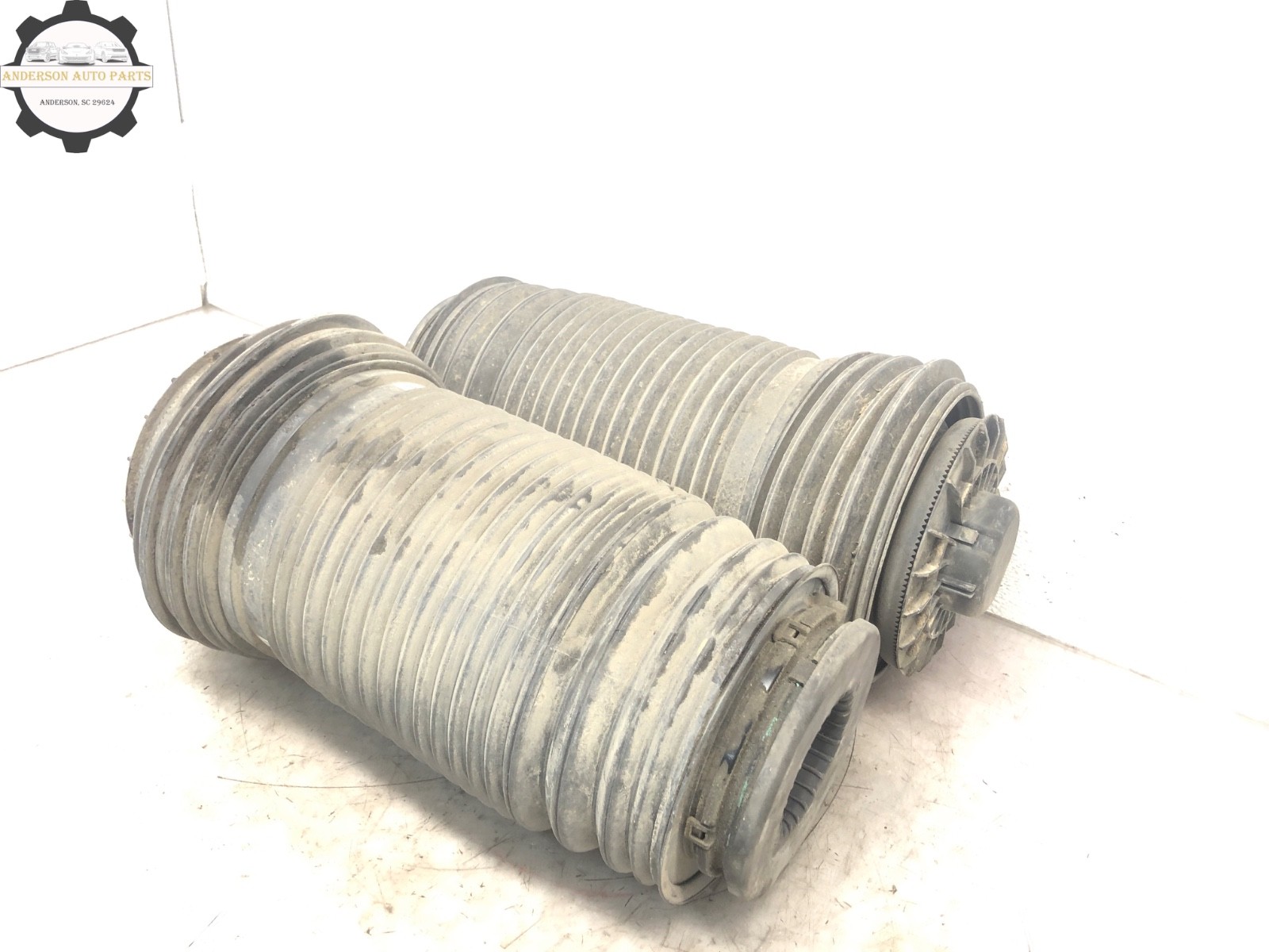 2017-2020 MASERATI LEVANTE REAR SUSPENSION AIR SPRING LEFT & RIGHT OEM