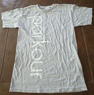 Take Flight Mens Small Parkour Light Gray Tshirt NEW