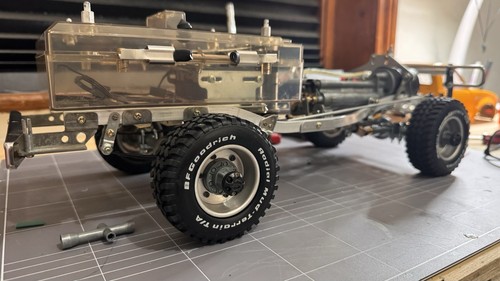 Tamiya Toyota Hilux 58028 - Imagen 14 de 16