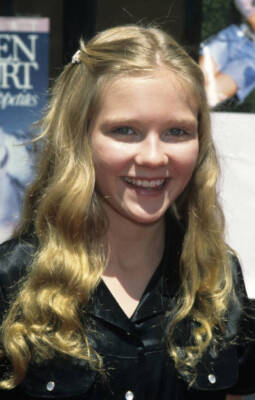 Kirsten Dunst at the Manns Culver Theatres in Culver City Cali- 1995 Old Photo