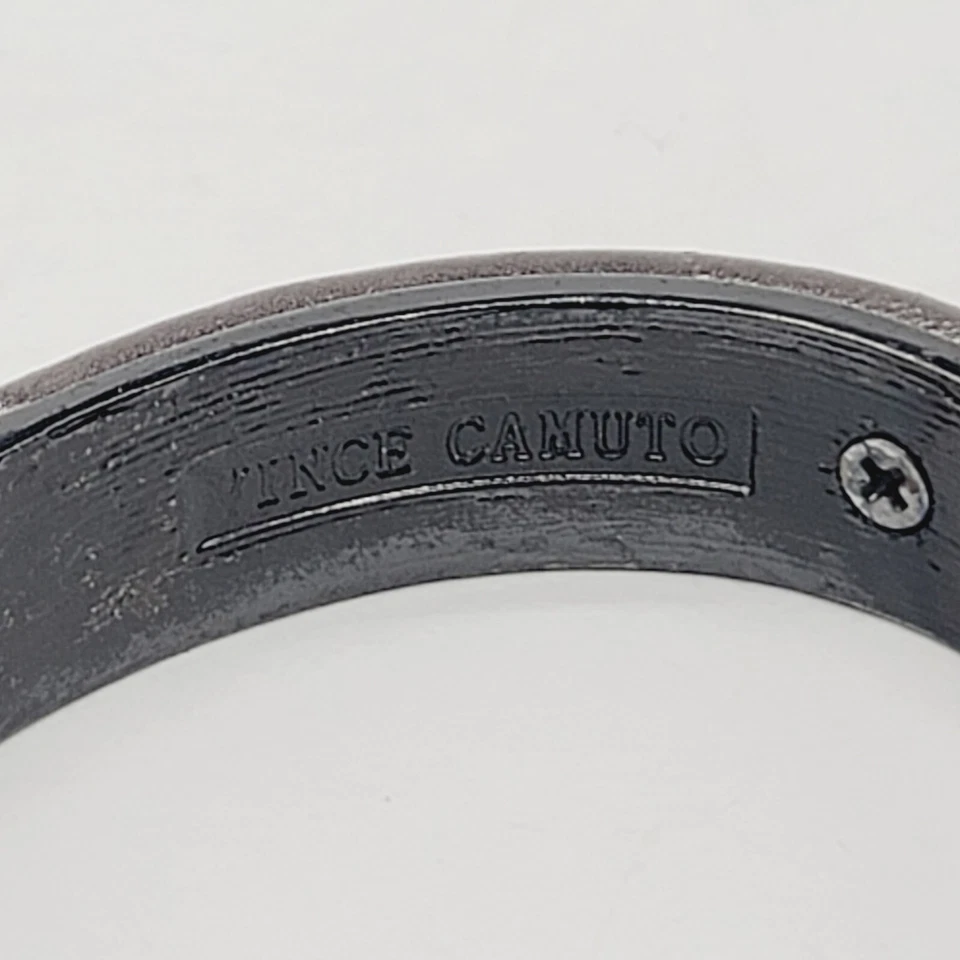 VINCE CAMUTO 铰边手链黑色凸圆形皮革 6.5 — 第 3/4 张图片