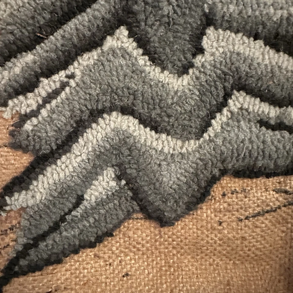 Vintage Cottagecore Crewel, Wall Decor, Hooked Rug, Needlework Unfinished 40”x30 - Image 3 of 4