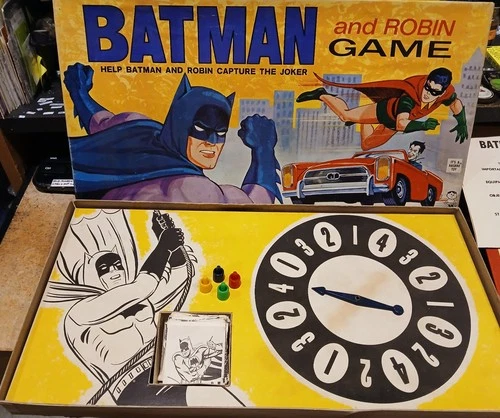 BATMAN BOARD GAME  1965   CAPTURE THE JOKER     HASBRO     COMPLETE  /  VINTAGE