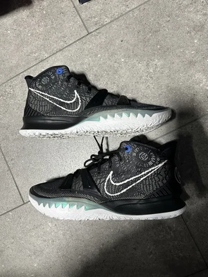 Nike Kyrie 7 Brooklyn for Sale - Authenticity Guaranteed - eBay