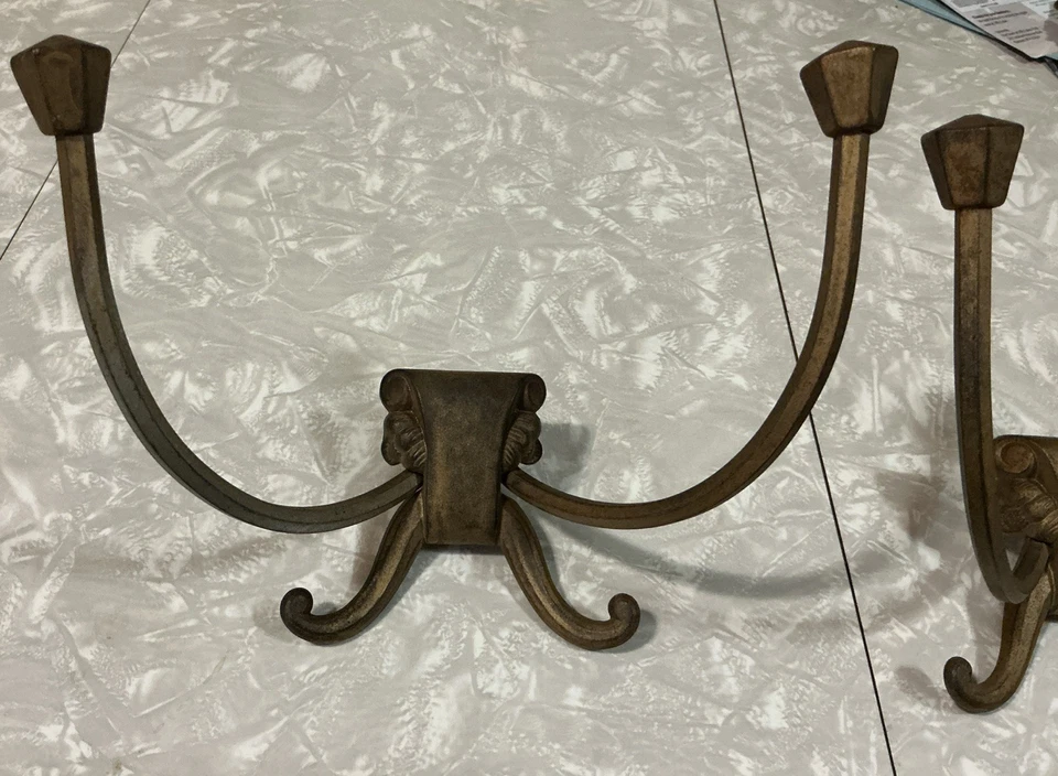 ANTIQUE HUGE ORIGINAL CAST IRON CRAFTSMAN WALL Hook Eastlake Victorian Coat Hat! - Image 2 of 4