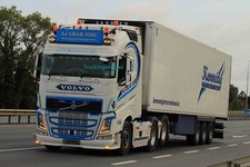 TRUCKINGIMAGES TRUCK PHOTOS - IRISH VOLVO FH4 TRUCKS - 250 LISTED