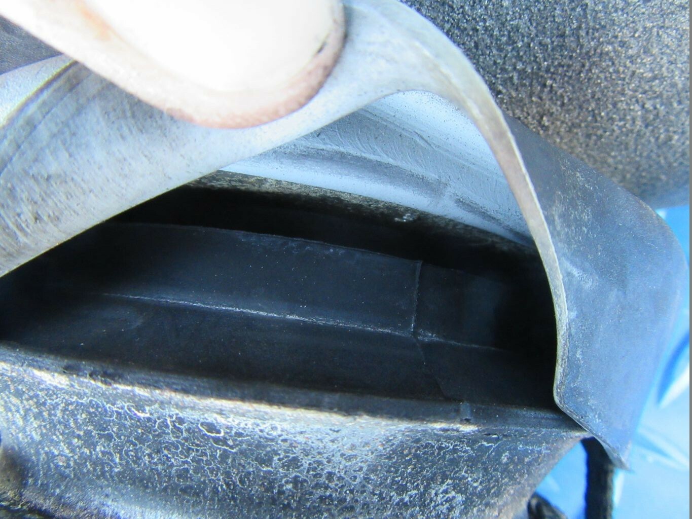Bentley Continental Flying Spur GT GTC left engine mount with bracket #1290
