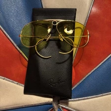 Vintage B&L Ray Ban Bausch & Lomb 62mm Kalichrome Yellow 140 Frame w/Case