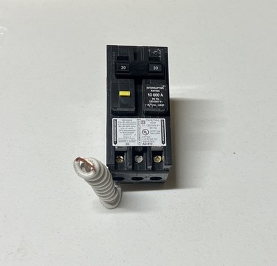 SQUARE D HOMELINE HOM230GFI  HOM230GFIC  2-POLE 30A GFCI BREAKER NEW