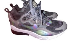 Big Kids Nike Air Max 270 Size 4 Youth Women  s 5.5 Iridescent