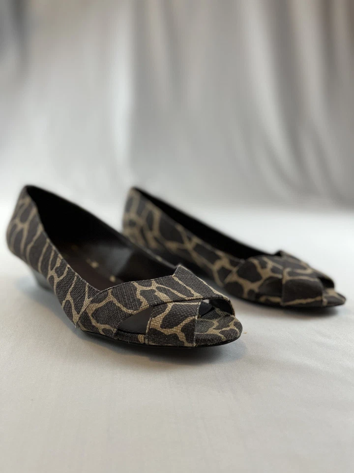 Lauren Ralph Lauren Animal Giraffe Print Brown Wedge Heel Open Toe Size 8.5B - Image 4 of 4