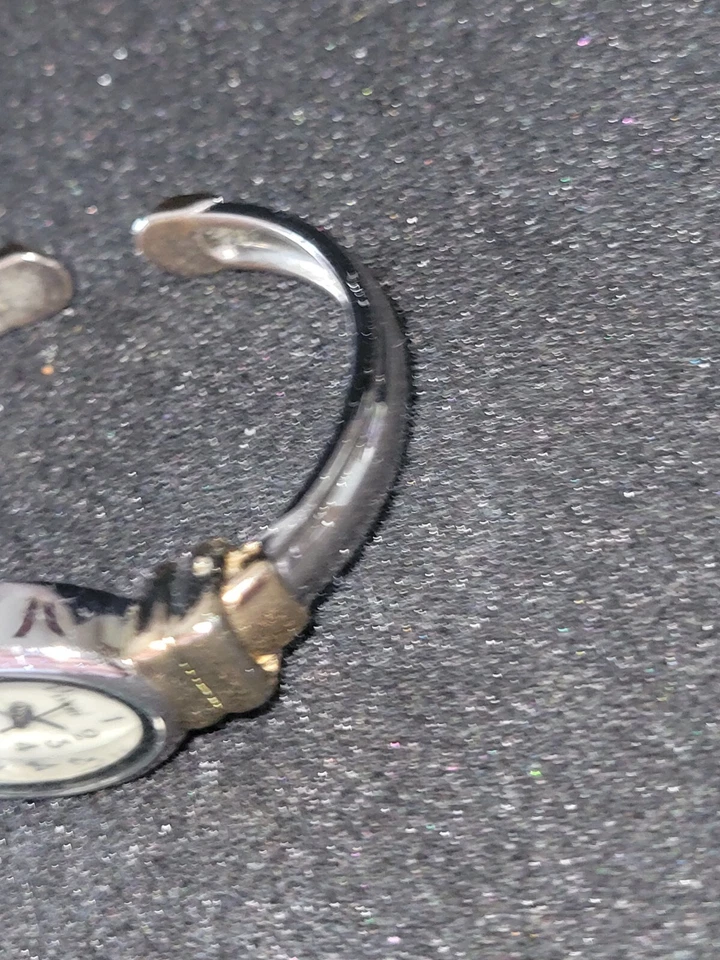 Vivani Wristwatch Silver Gold Tone Cuff Band Round White Face - Image 2 of 4