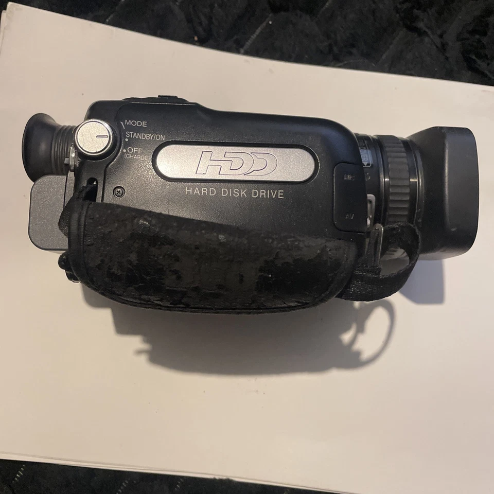 Videocámara JVC Everio GZ-HD7u HDD 60GB 1080i - Totalmente funcional Foto 3 de 4