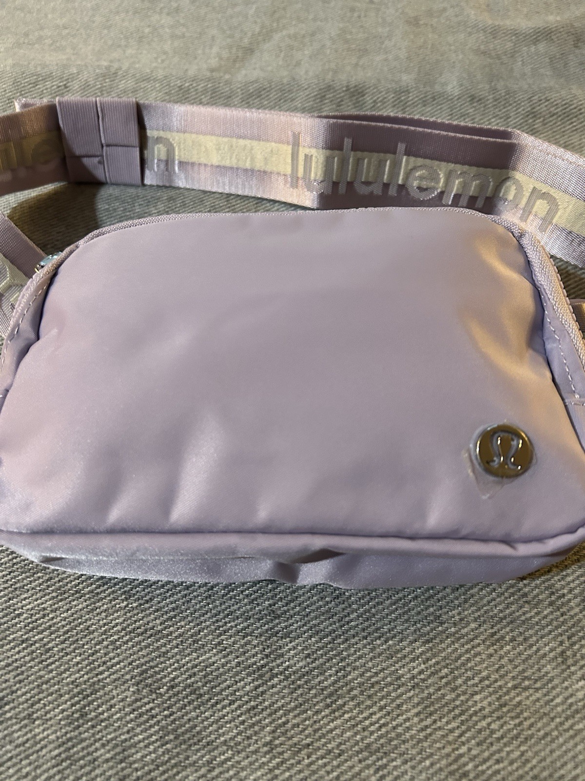 Lululemon Everywhere Belt Bag 1L Brand New