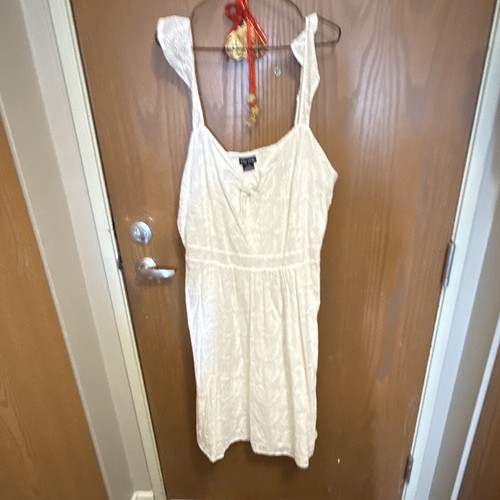 City Chic White Floral Textured Smocked Cotton Midi Sundress Strappy L/20 $165