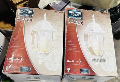 Secure Home Heathzenith 067208 2-Pack Motion Activated Outdoor LED Wall Light