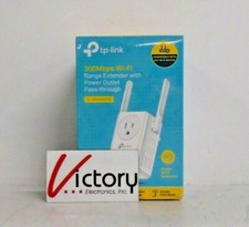 NEW TP-Link 300Mbps WiFi Range Extender W/Power Outlet Pass-Through  TL-WA860RE
