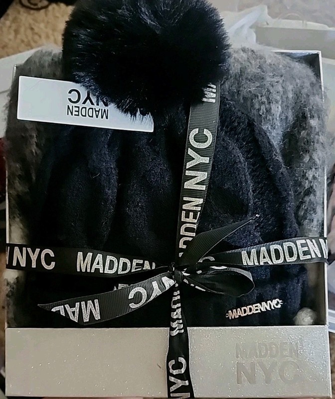 Steve Madden Cable Knit  Beanie Faux Fur Pom Hat w/ Plaid Scarf Gift Set Black