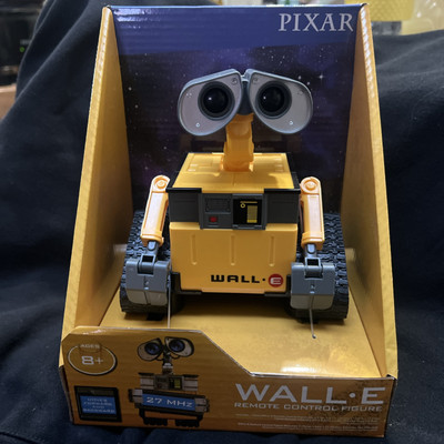 Wall-E Waste Load Lifter Remote Control Robot Figure Disney Pixar Ages 8+ NIB