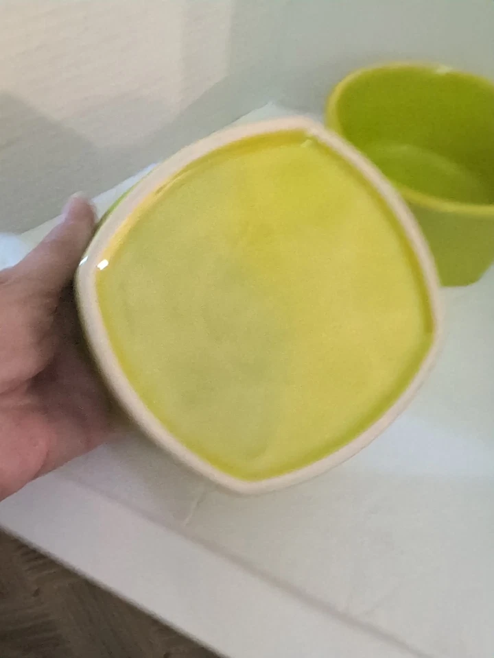 Set of 4 Fiestaware Square Bottom Round Top Soup/Cereal Bowls Yellow Green - Image 4 of 4