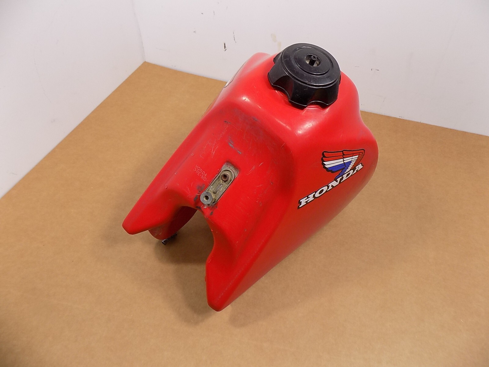 2001 9604 Honda XR400R XR400 R / Nice Original OEM GAS FUEL TANK WITH