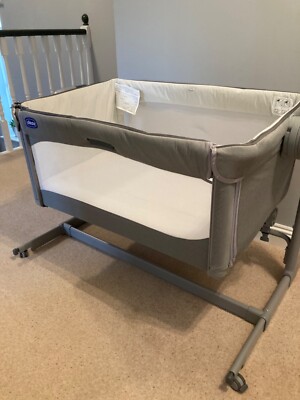 Chicco Next2Me Magic Crib baby cot bed with UK