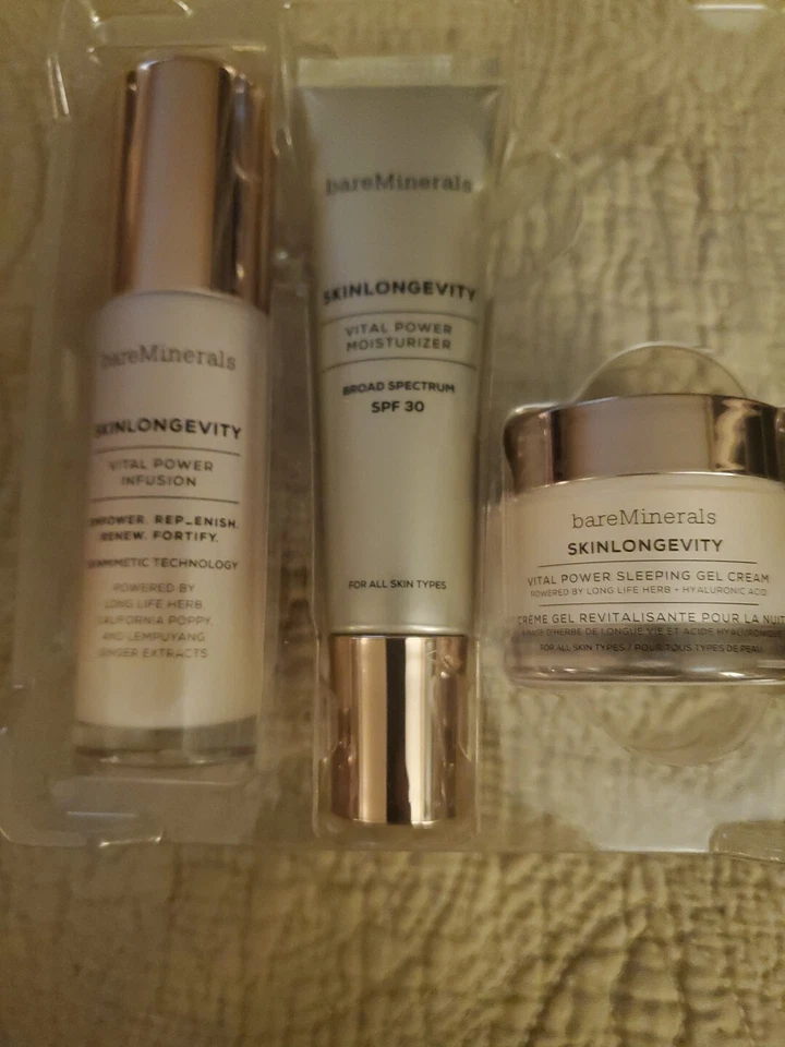 bareMinerals Give Good Skin Mini Skinlongevity Trio Nib Slight Creasing  - Изображение 4 из 4