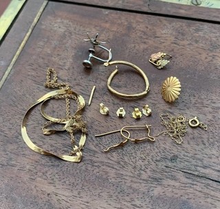 Solid 14K Gold Scrap Jewelry Lot 4 Grams NO STONE Tested Broken Chain Estate Lot