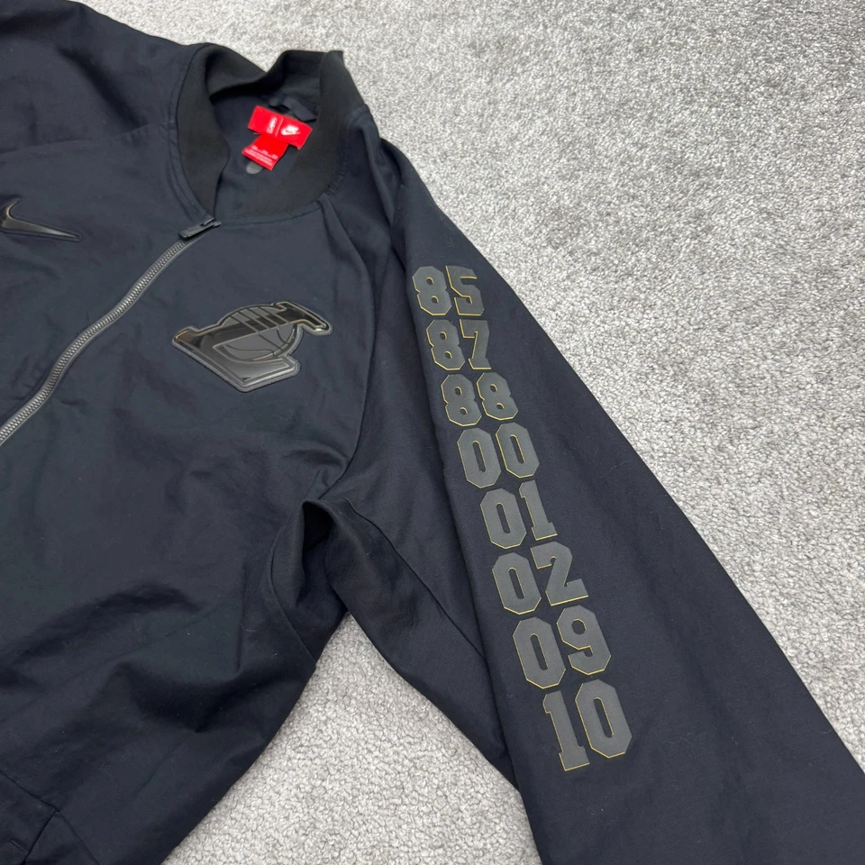 Nike NBA Los Angeles Lakers Championship Years Bomber Jacket Mens XXL Black - Image 4 of 4