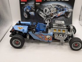 LEGO Technic  42022  Hot Rod / Dune Buggy  2 in 1 build - Complete With Manual 