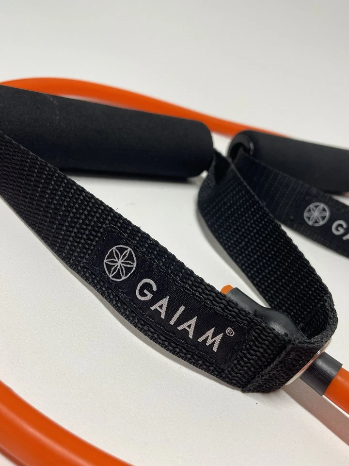 Banda de resistencia Gaiam 3 en 1 naranja con asas de agarre cómodas Foto 2 de 4