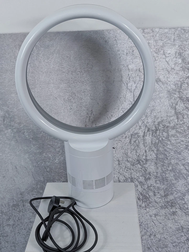 Dyson AM06 Air Multiplier Tischventilator weiß silber 30 cm getestet funktioniert ohne Fernbedienung - Bild 3 von 4