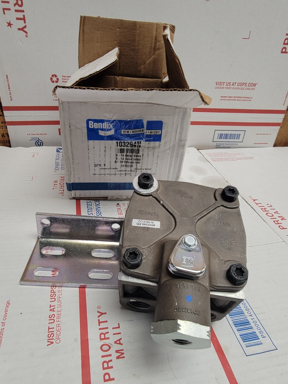 BENDIX 103292N - R-14 Universal Air Brake Relay Valve OEM RKN28071 for ...