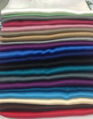 PLAIN COLOURED NEW HIGH QUALITY SILK PASHMINA FEEL SHAWL / SCARF / WRAP