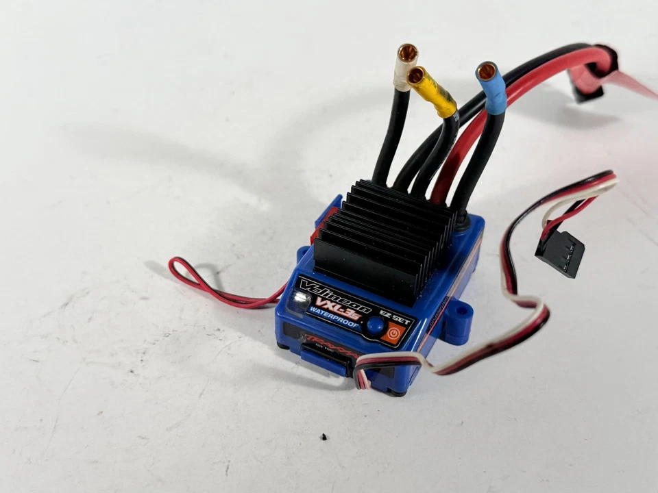 Traxxas Velineon VXL-3S (2-Pole) ESC and Motor Waterproof Brushless Slash 4x4 - Image 3 of 4