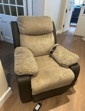 Bradley Electric Rise & Recline Chair – Natural